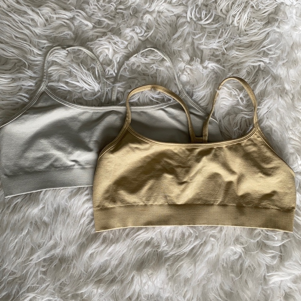 ✨Aritzia✨ TnaBODY™ Barre Bra Tops